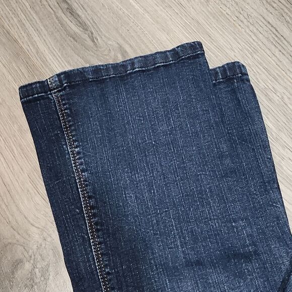 GUC WHBM Skinny Flare Dk Jeans - Picture 2 of 11